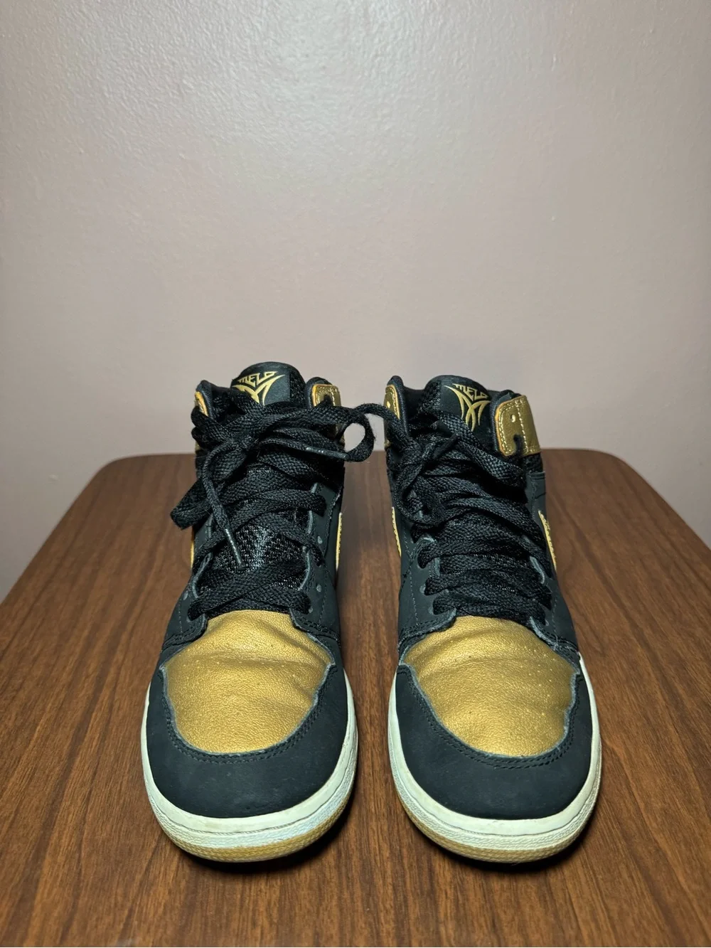 Air Jordan Melo Unisex Youth Mid Top Leather Basketball Sneakers Gold/Black 5.5